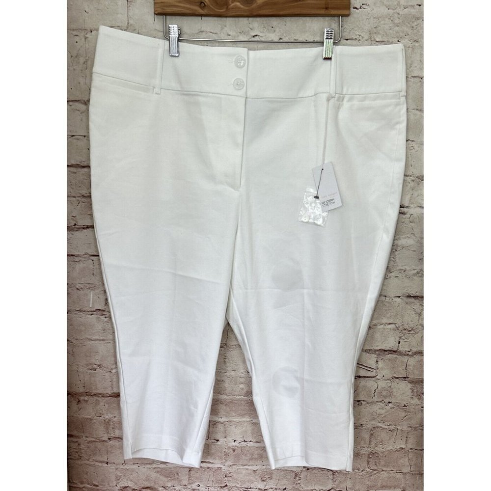 LANE BRYANT WHITE PEDAL PUSHER Capri Pants Women 22 High Rise Modern Stretch NEW